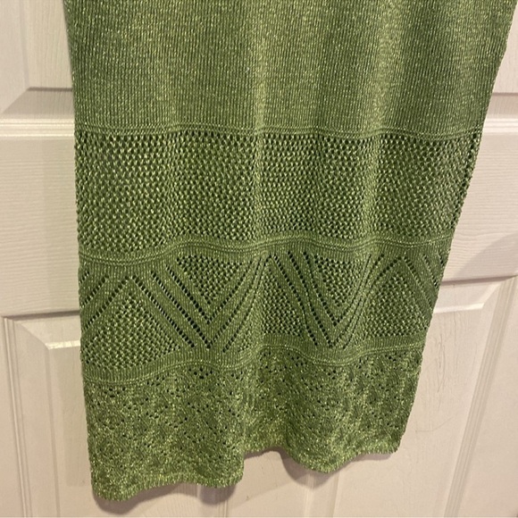NWT HOUSE OF HARLOW 1960 Women’s Green Shimmer 2 Piece Set Top and Skirt Size S - Picture 10 of 15